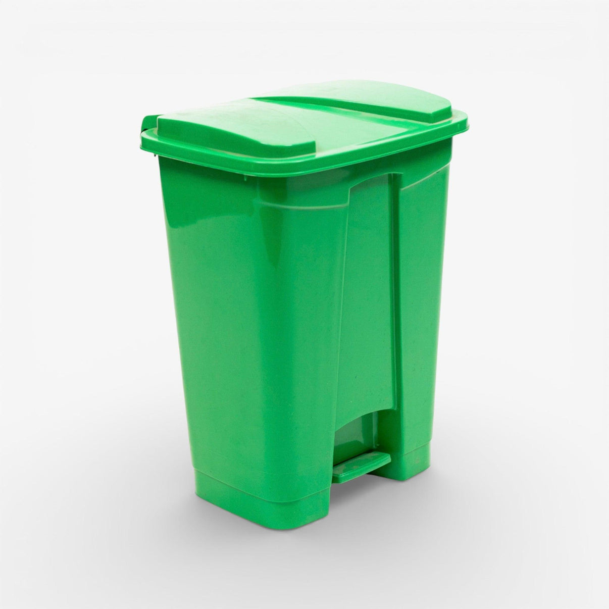 Basurero 16 litros pedal central.