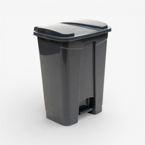 Basurero 16 litros pedal central.