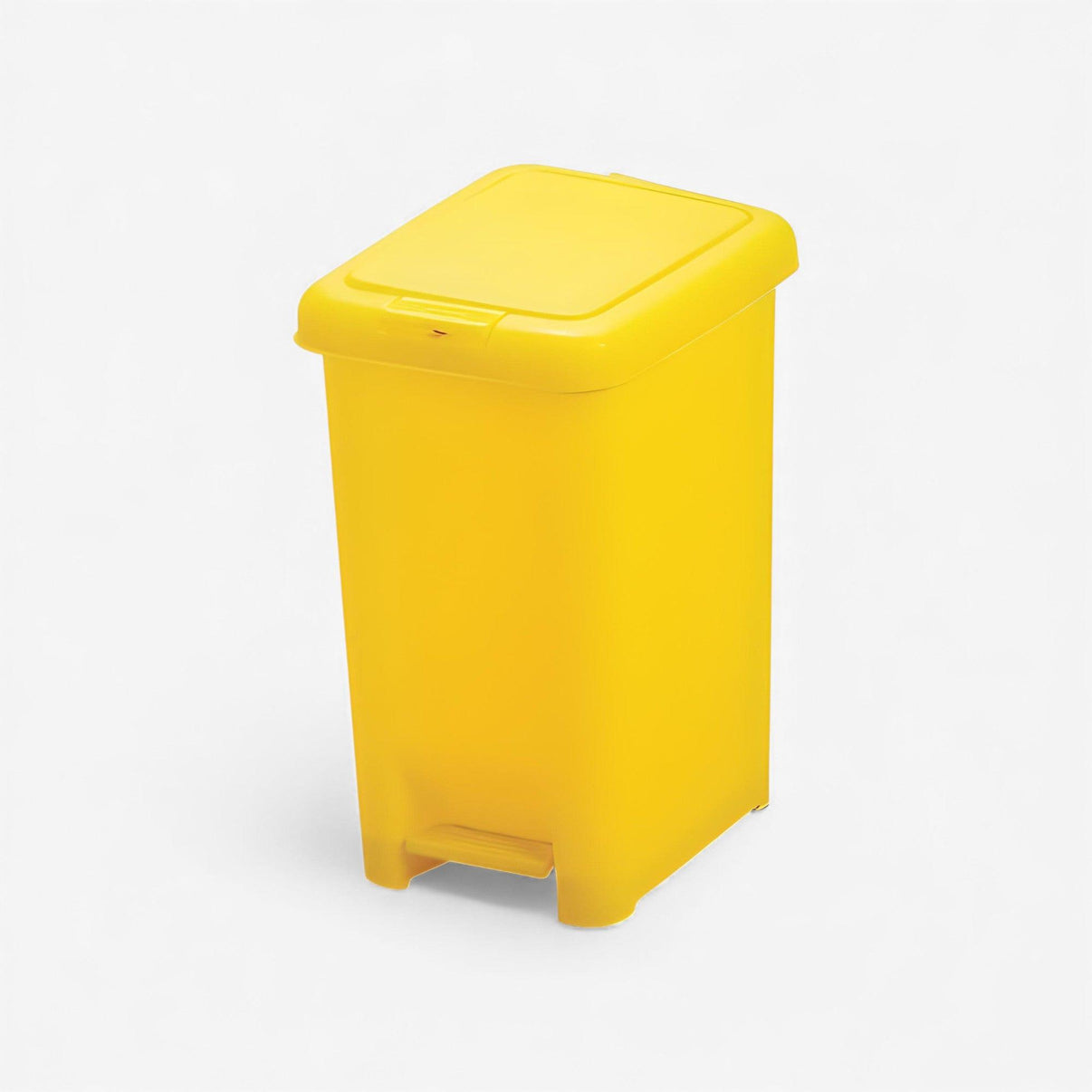 Basurero 10 litros pedal central.