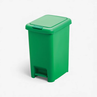 Basurero 10 litros pedal central.