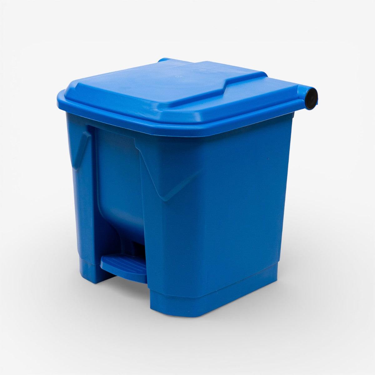 Basurero 30 litros pedal central.